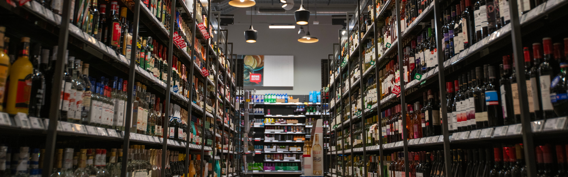 Kühlregal bei Rewe Mattusch in Dresden